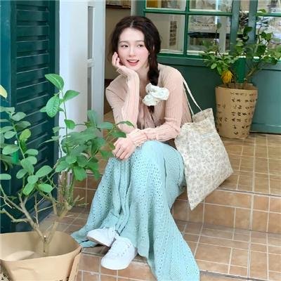 桃花朵朵开